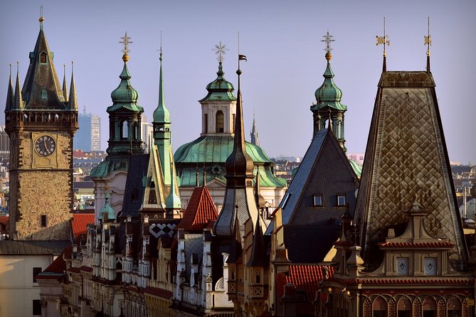 Two-Hour Morning Walking Tour of Prague Castle - St. Vitus Cathedral and six centuries of work