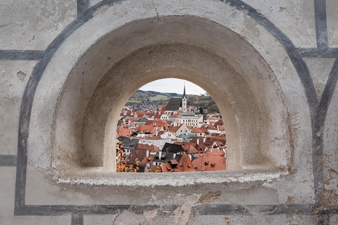 UNESCO Cesky Krumlov from Prague with Guided Tour and Transfer - The long road through southern Bohemia