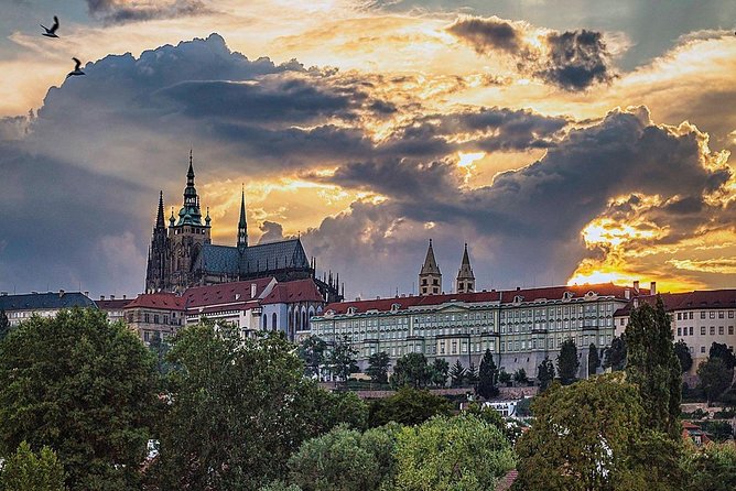 VIP Private tour Prague: Castle, Lunch, Beer, Boat - Strahov Monastery and a beer with a view