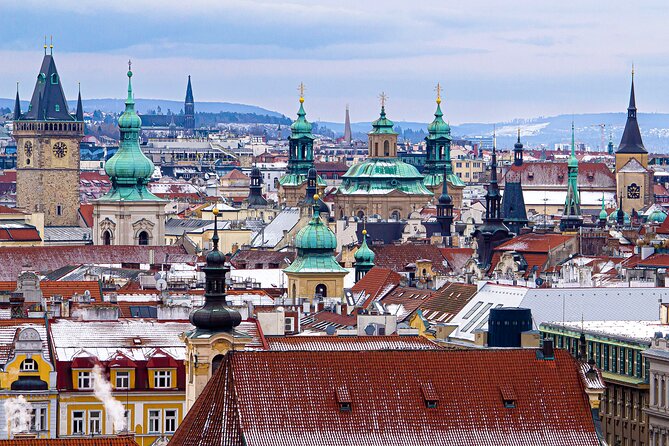 Walking through ages: 11th to 21st century, Prague flavoured - Why this route works for a first look at Prague