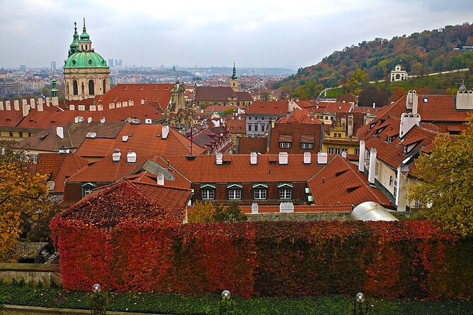 Walking through ages: 11th to 21st century, Prague flavoured - Mozart, Czech Art Nouveau, and the birth of a state