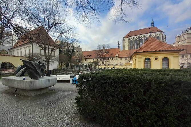Walking Tour in Prague with Local Historian - What Ivitsa adds as a guide
