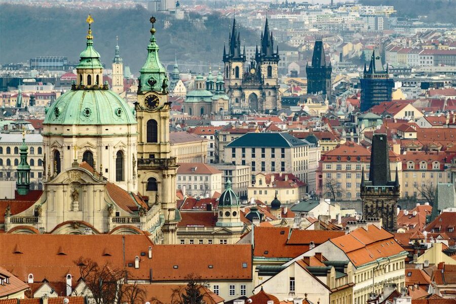 Walking tour of Prague in french: Old Town & Charles Bridge - Key points before you book