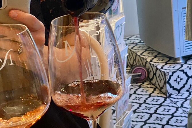 Wine Tasting and History Prague - Why the private format matters